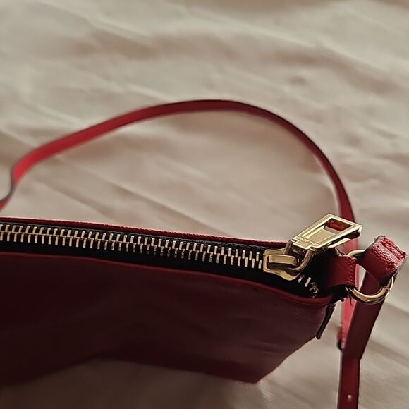 HOST PICK🥳 Aldo Women's Faux Leather CrossBody Shoulder Bag 10×11" Red - Picture 8 of 16